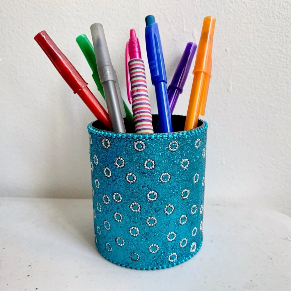 Blue sparkly pencil pen holder desk organization fairy girly glitter Y2K school